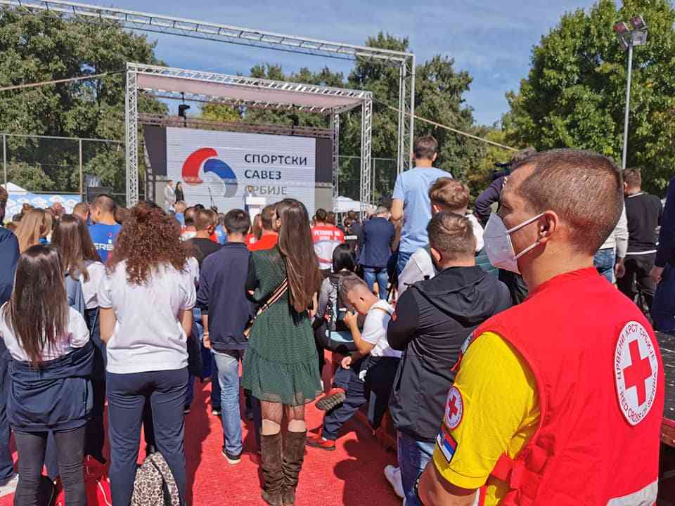 Crveni krst Srbije otvorio namenski račun za pomoć građanima Ukrajine (FOTO)